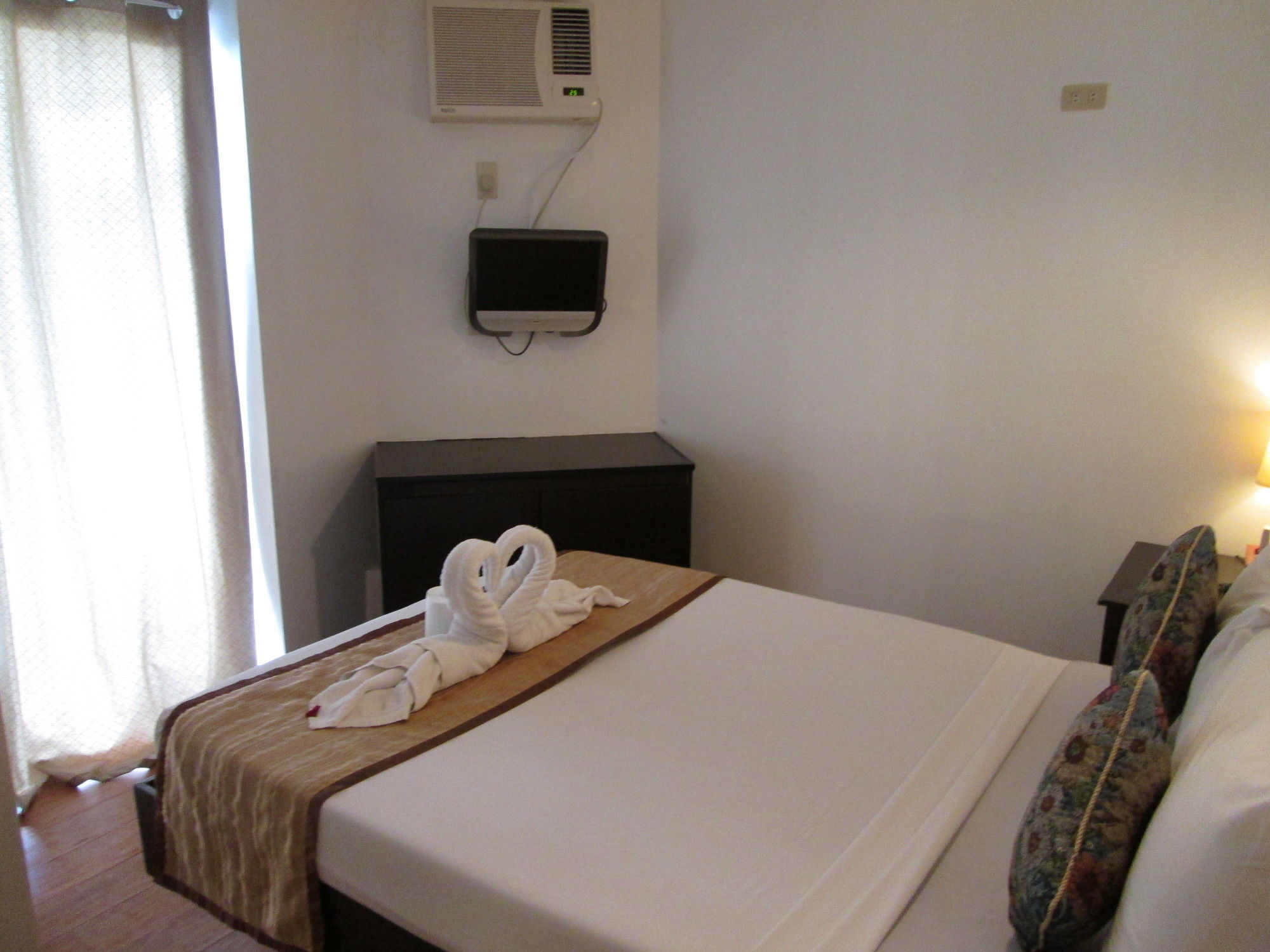 Quoalla Hotel Boracay Balabag  Exterior photo